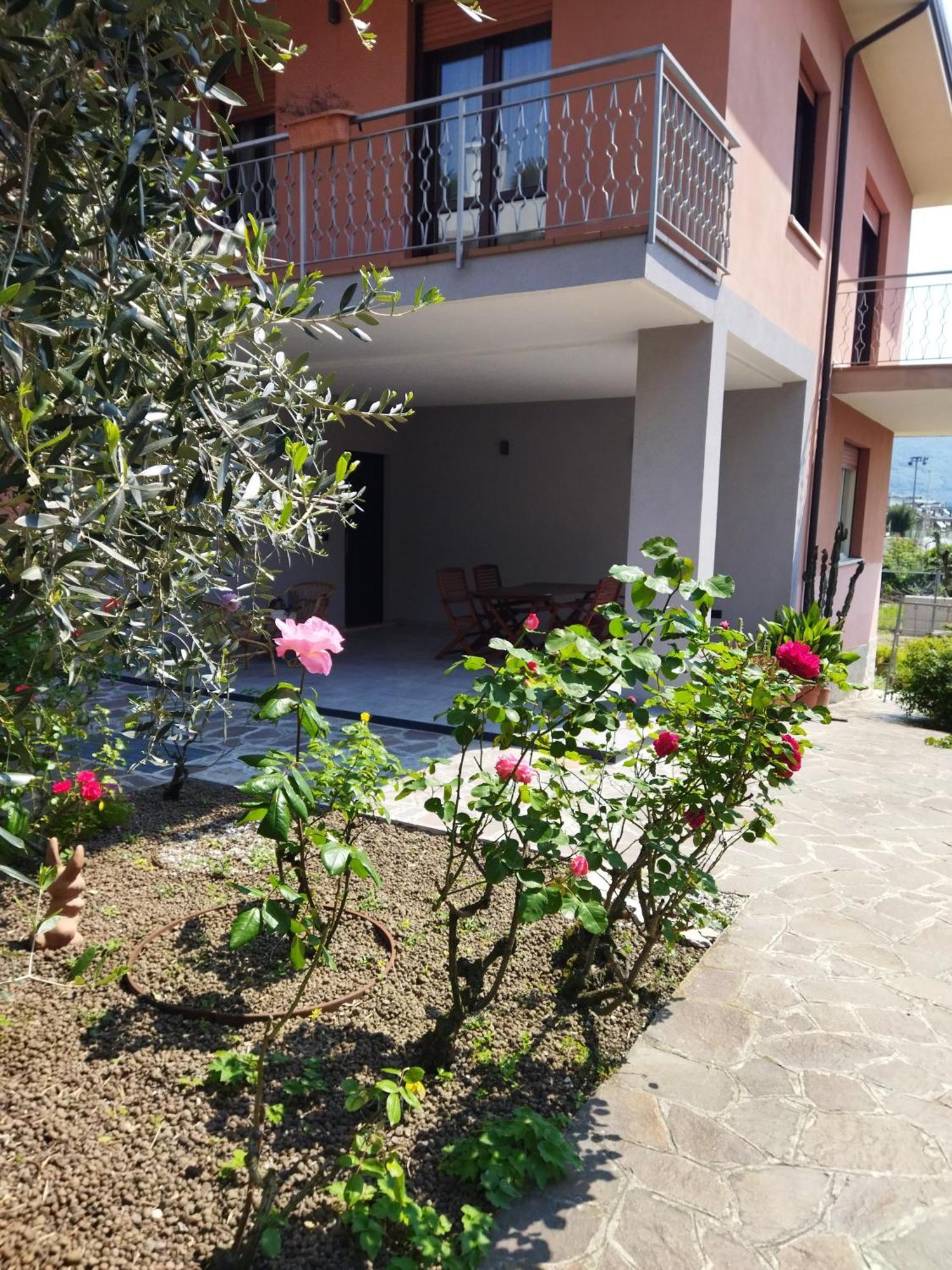 Апартаменти Rose Garden House Wi-Fi Рива-дель-Гарда Екстер'єр фото